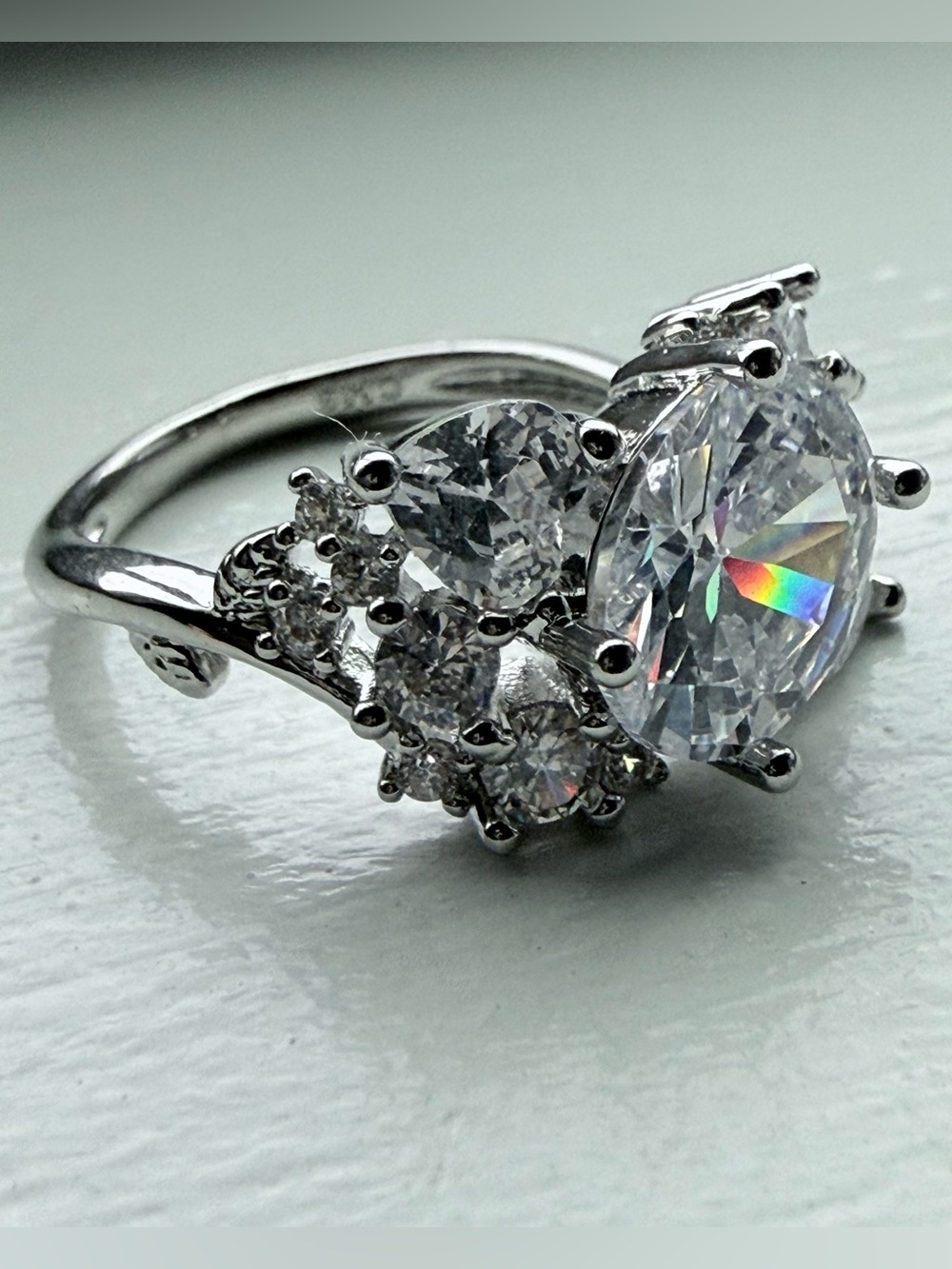 NEW! 14k White Gold Plated Gorgeous Statement Crystal Cluster Ring - 8.5
